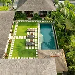 The Suar Seminyak By Nakula